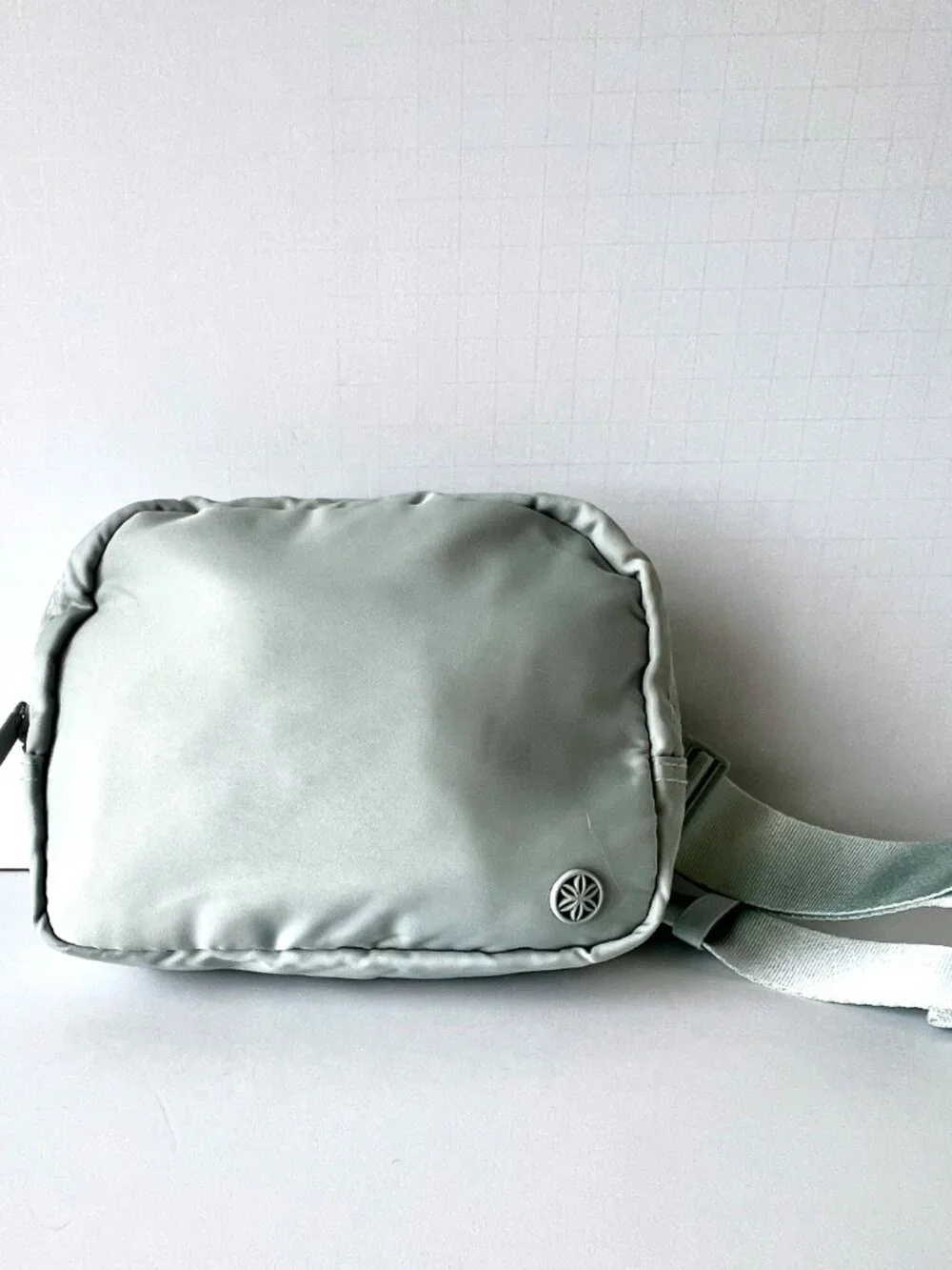 Gaiam Sidekick Sling Bag, Fanny Pack, or Crossbody Sky Blue, New - Picture 1 of 15